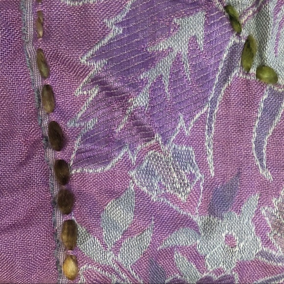 Embroidered Pashmina - Picture 2 of 7